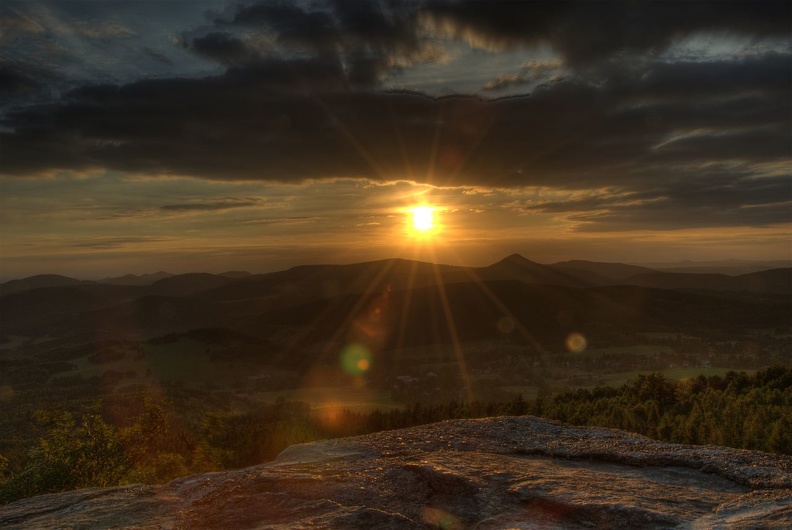 dsc 8476 78 79 80 tonemapped